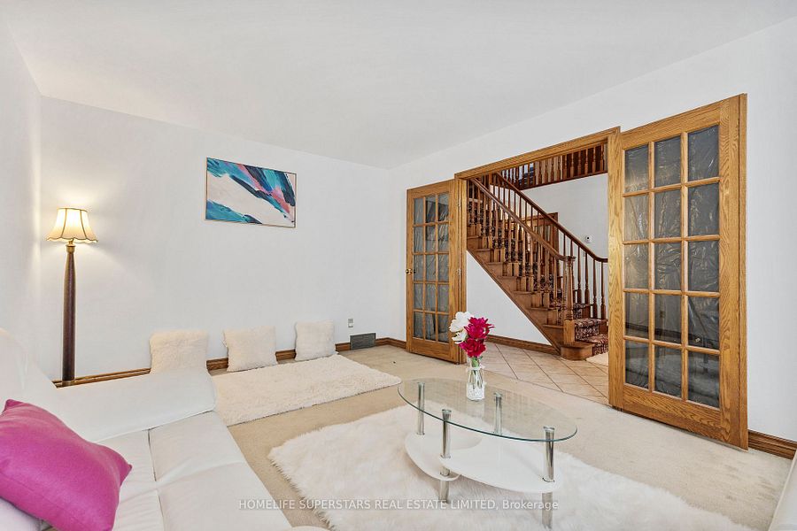 Resale Home, Detached, London, ON preview 14